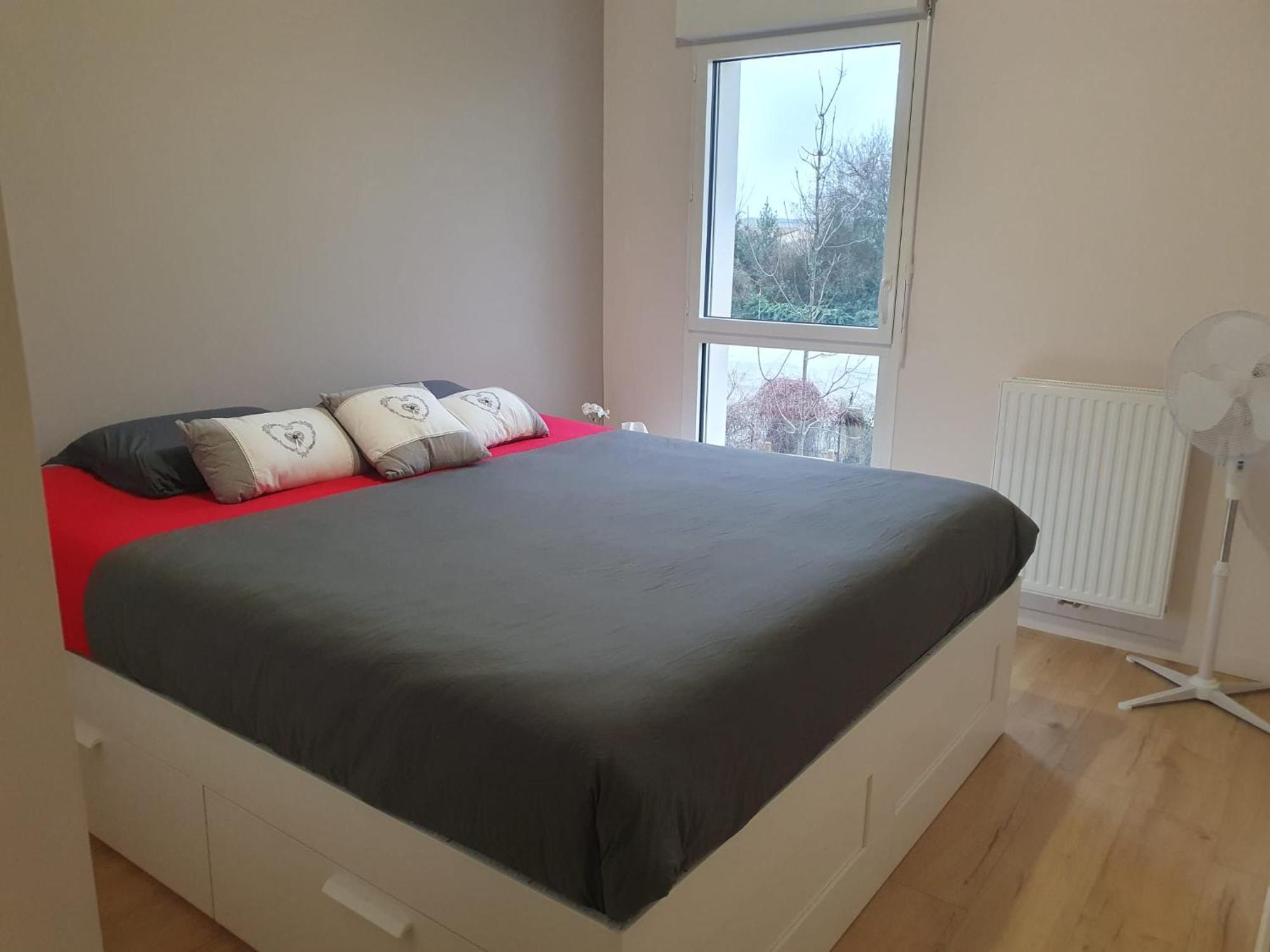 Appartement A Floirac Avec 2 Chambres, Un Parking Prive, Une Terrasse, A 5 Minutes En Voiture De L'Arkea Arena De Bordeaux Exteriér fotografie